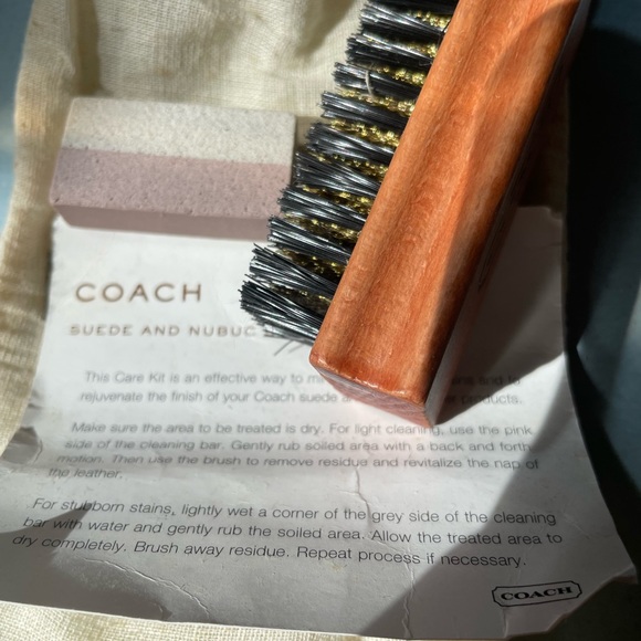 NWOT Coach Beige/Brown Nubuc Vintage Hobo Purse - Picture 4 of 13